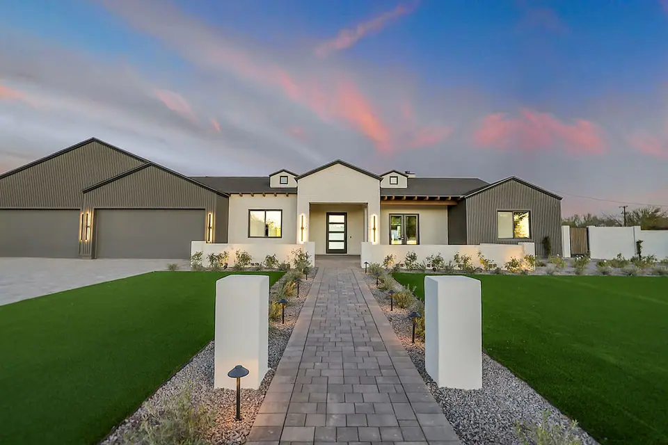 Contemporary custom home by Ella Lee Homes in Desert Estates, Scottsdale, 68th II