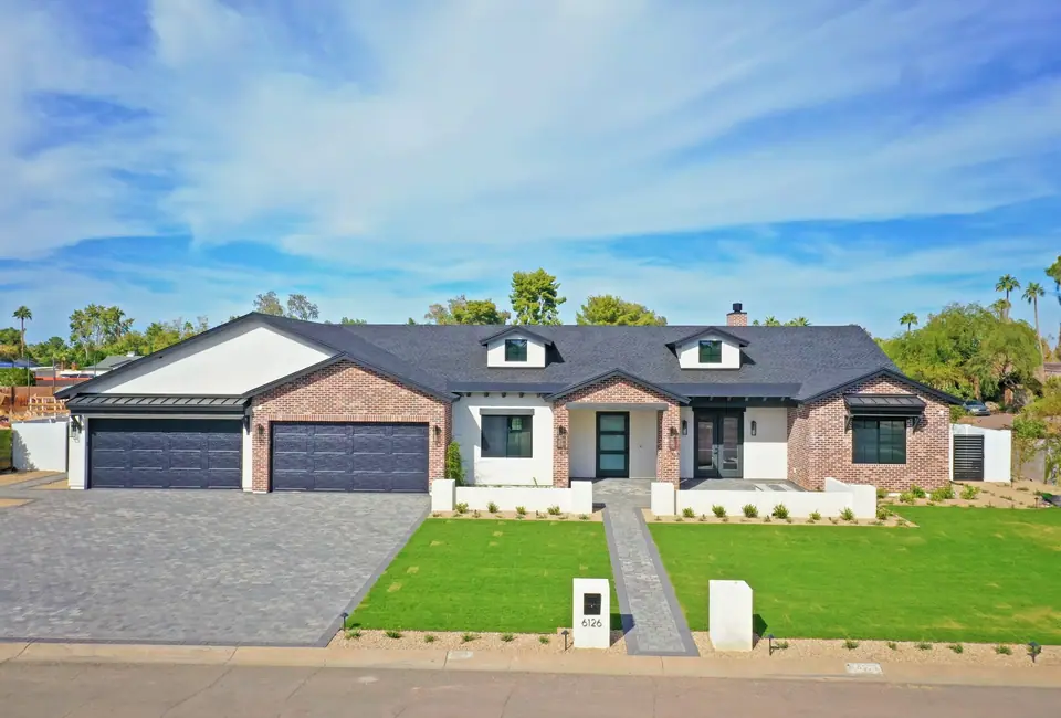 Farmhouse custom home by Ella Lee Homes in North Scottsdale, Larkspur